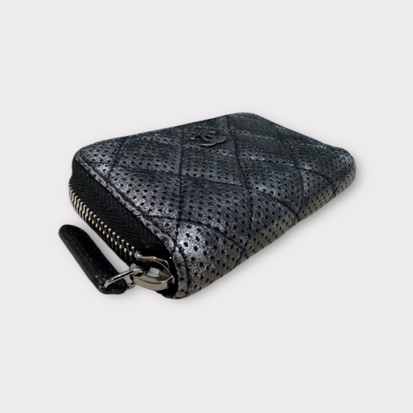 CHANEL Perforated Wallet / Card Case Full Set EUC! 🎁 - Picture 2 of 16